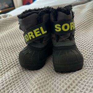 Adorable Baby Sorel Snowboots